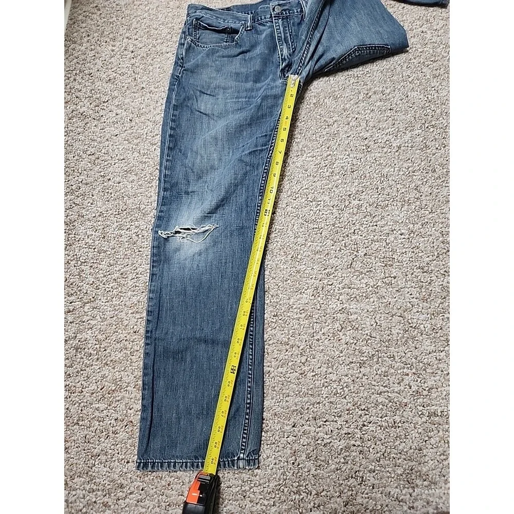 Levi's 514 Jeans Mens tag 36x32 (36x30) Light Wash Straight Fit Distressed Denim